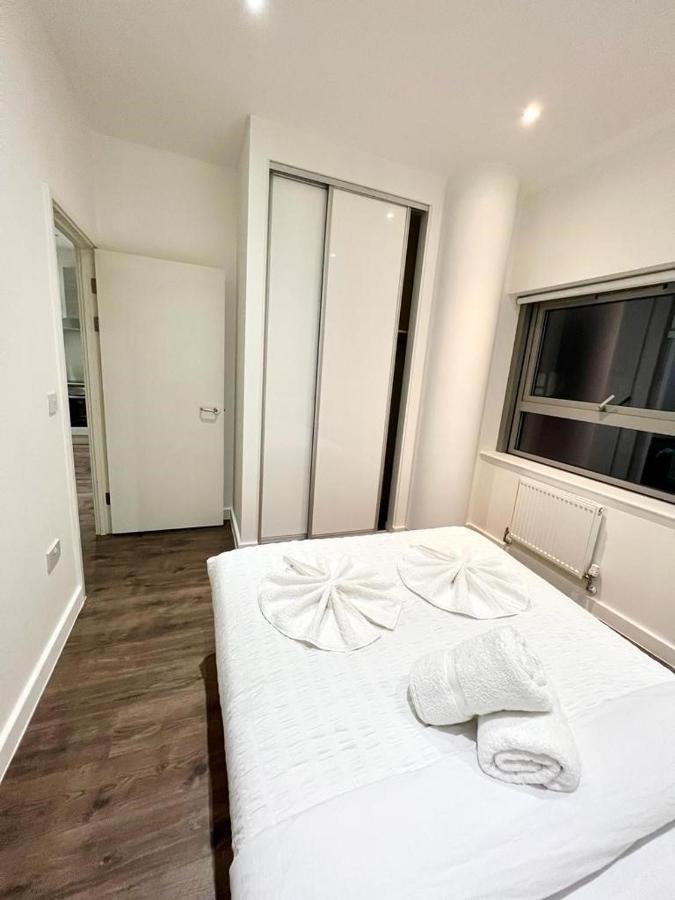Immaculate Flat In West Croydon Apartment Exterior photo